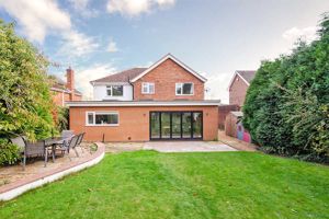 Photo 33- click for photo gallery